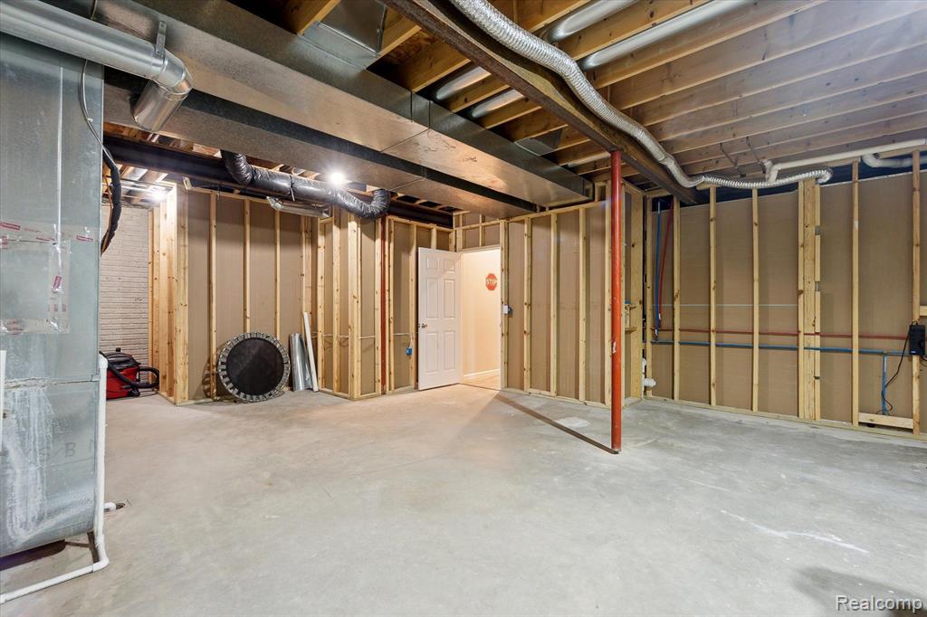 14244 Seymour Road Linden, MI 48451 - Photo 48 of 67 Gallery Image 48