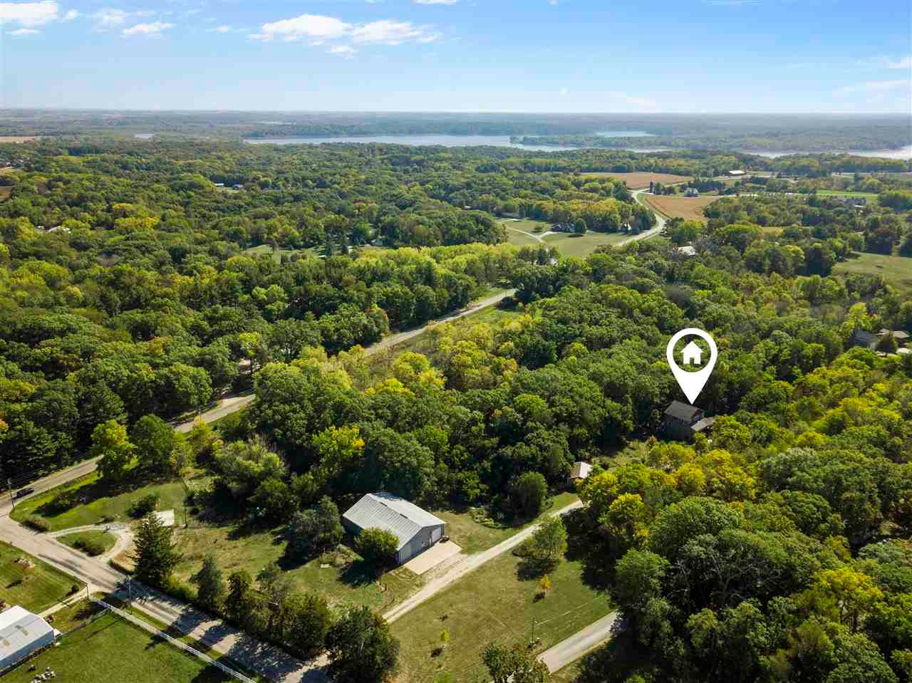 3133 Roberts Ferry Road Northeast Solon, IA 52333 - Photo 3 of 36 Gallery Image 3
