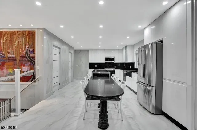 $935,000 | 85 Passaic County 612, Little Falls, NJ 07424