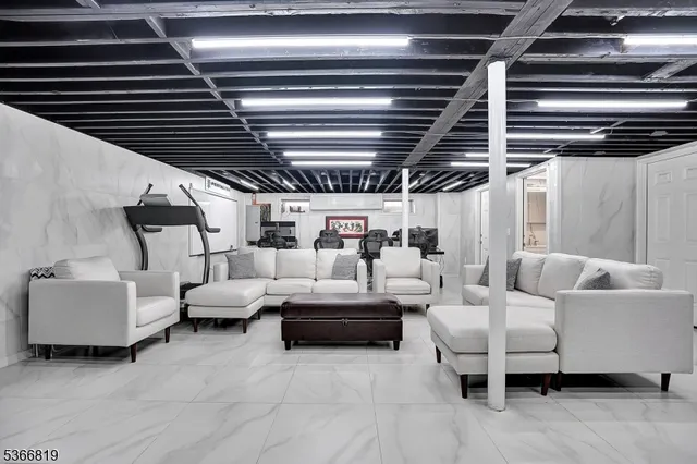 $935,000 | 85 Passaic County 612, Little Falls, NJ 07424