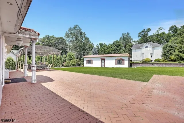 $935,000 | 85 Passaic County 612, Little Falls, NJ 07424