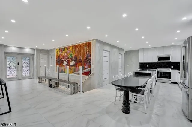 $935,000 | 85 Passaic County 612, Little Falls, NJ 07424