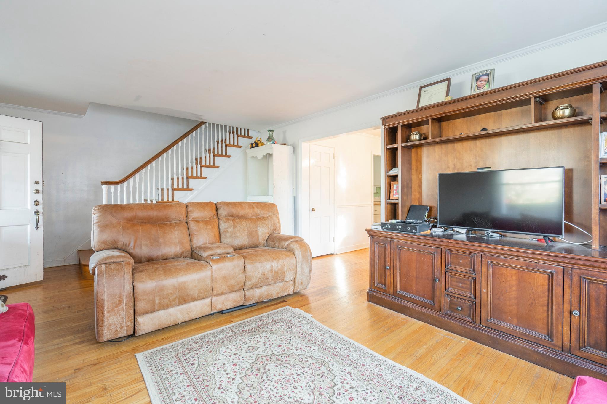 7611 Oak Lane Road Cheltenham, PA 19012 - Photo 6 of 33 Living Room