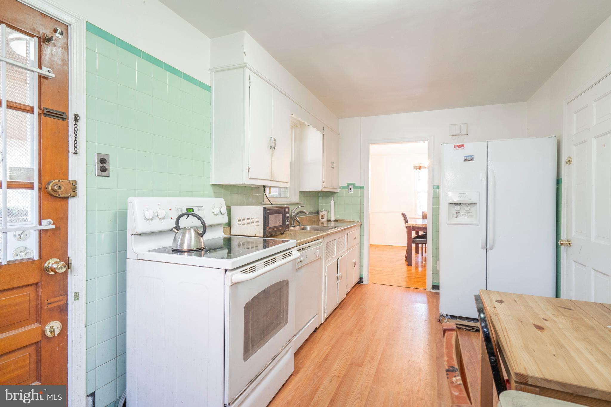 7611 Oak Lane Road Cheltenham, PA 19012 - Photo 9 of 33 Kitchen