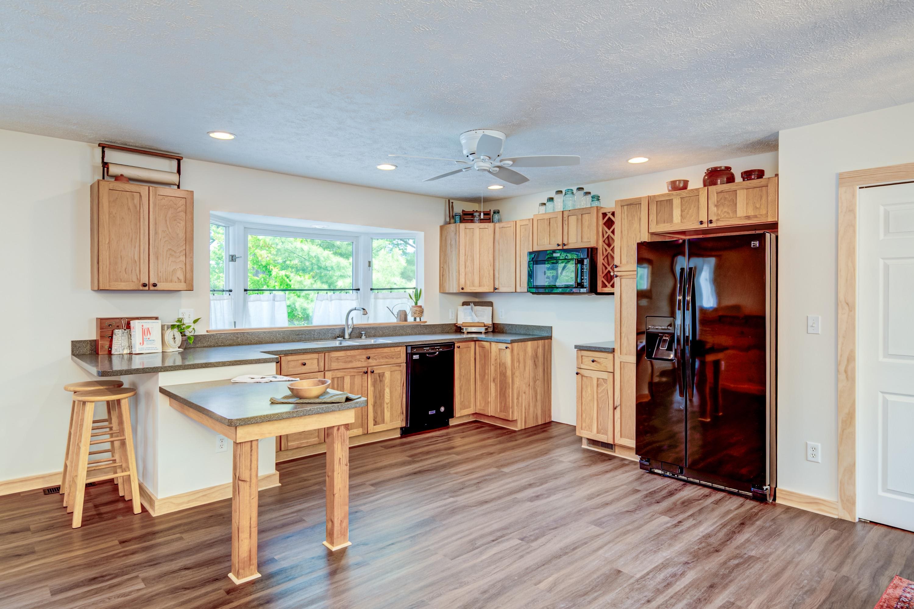 1209 Dyer Lake Road Traverse City, MI 49685 - Photo 10 of 61 1934654-c0e923ac-5cf1-4a52-b430-8074efc1cd4b.JPG