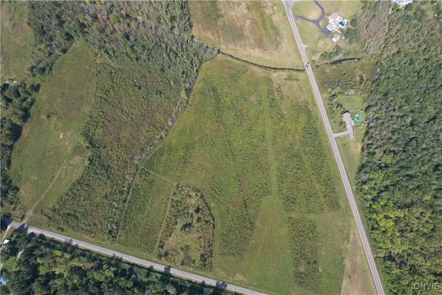 $85,000 | 3 Hitchcock Point Road, Bridgeport, NY 13030