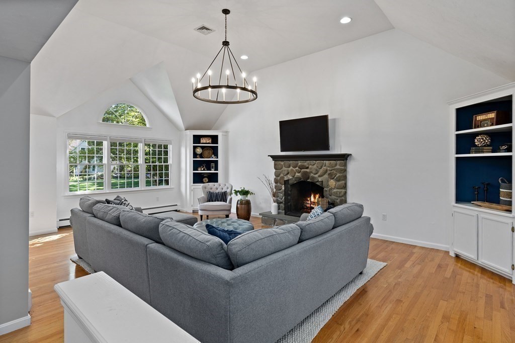 9 Cedar Ridge Lane Mansfield, MA 02048 - Photo 12 of 39 Gallery Image 12