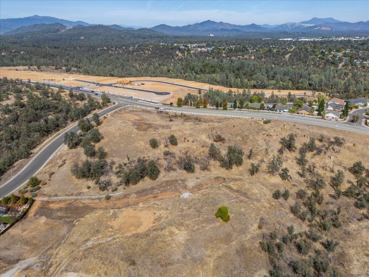 605 Quartz Hill Road Redding, CA 96003 - Photo 12 of 19 35-605 Quartz Hill Rd - E-34