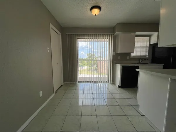 $520,000 | 1601 Mary K Lane, White Settlement, TX 76108