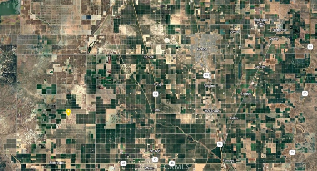 5908005 Wasco Wasco, CA 93280 - Photo 6 of 7 a bathroom with a shower