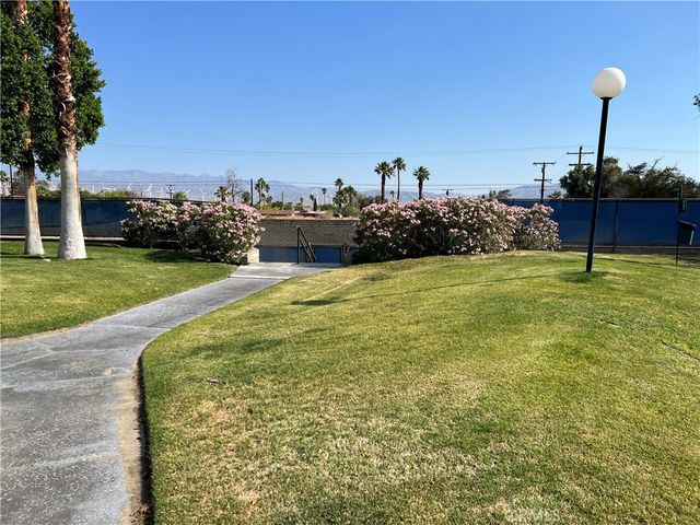 $1,595 | 2801 Los Felices Circle East, Unit D117, Palm Springs, CA 92262
