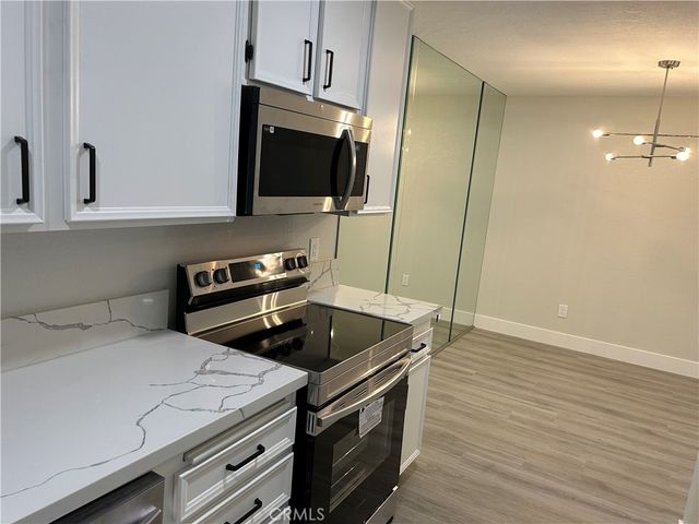 $1,595 | 2801 Los Felices Circle East, Unit D117, Palm Springs, CA 92262