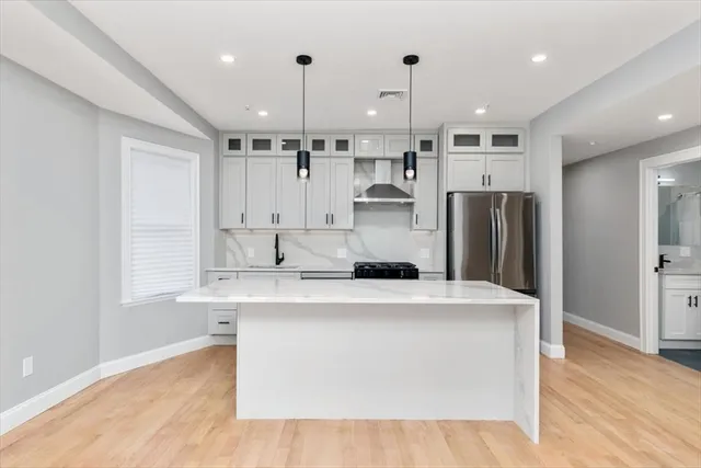 $4,700 | 755 Boylston Street, Unit 2, Brookline, MA 02467