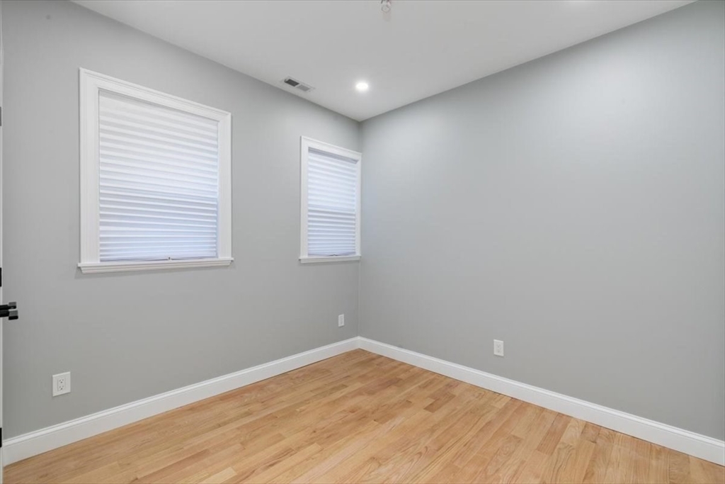 755 Boylston Street, Unit 2 Brookline, MA 02467 - Photo 19 of 25