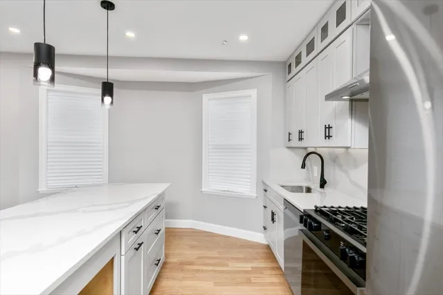 $4,700 | 755 Boylston Street, Unit 2, Brookline, MA 02467