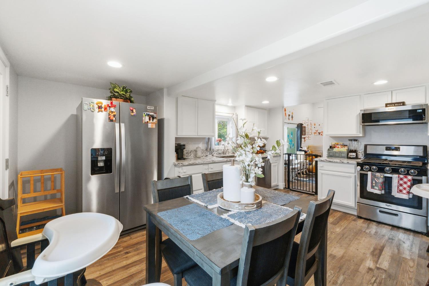 1044 K Street Reedley, CA 93654 - Photo 14 of 29