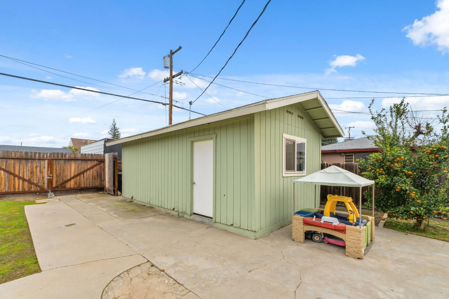 1044 K Street Reedley, CA 93654 - Photo 29 of 29