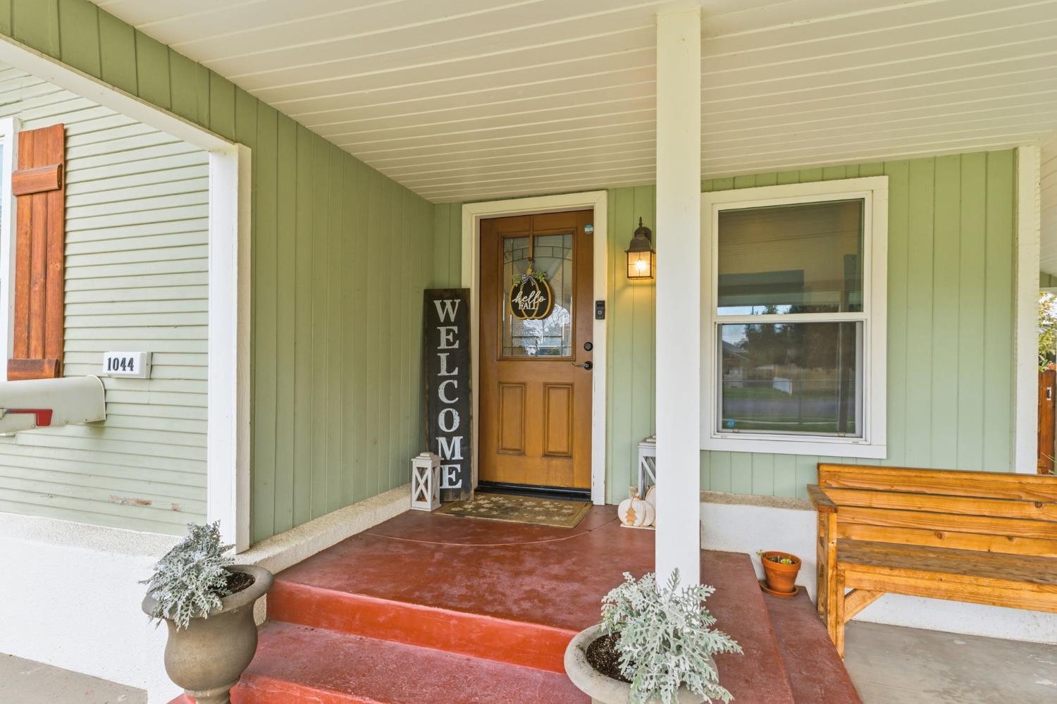 1044 K Street Reedley, CA 93654 - Photo 5 of 29