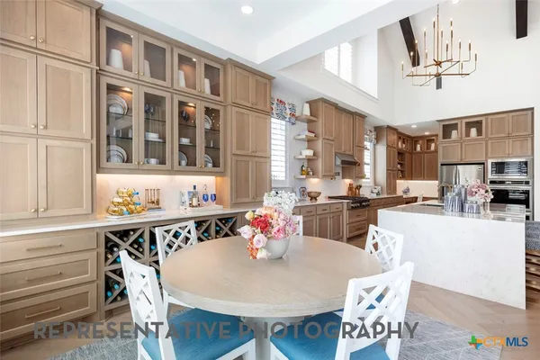 $999,990 | 260 Jates Fld Bend, Liberty Hill, TX 78642