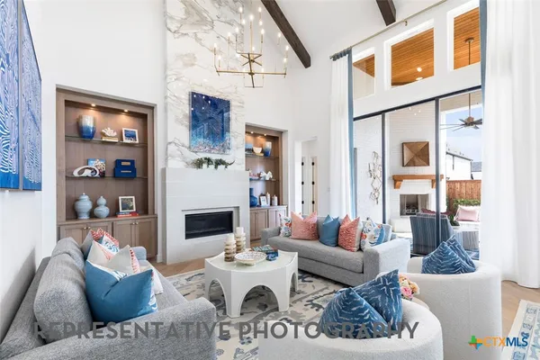 $999,990 | 260 Jates Fld Bend, Liberty Hill, TX 78642