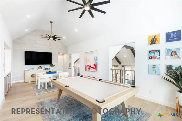 $999,990 | 260 Jates Fld Bend, Liberty Hill, TX 78642