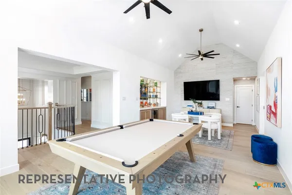 $999,990 | 260 Jates Fld Bend, Liberty Hill, TX 78642