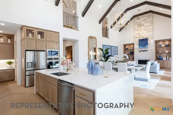 $999,990 | 260 Jates Fld Bend, Liberty Hill, TX 78642