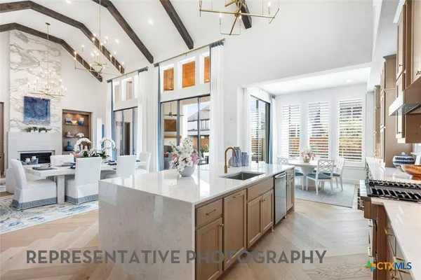 $999,990 | 260 Jates Fld Bend, Liberty Hill, TX 78642