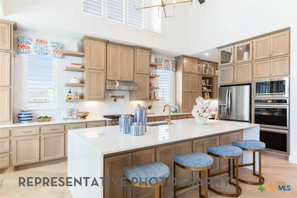 $999,990 | 260 Jates Fld Bend, Liberty Hill, TX 78642