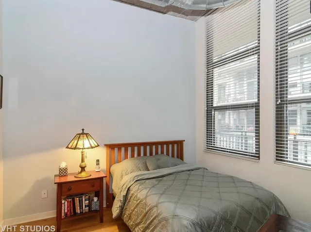 $3,300 | 900 North Kingsbury Street, Unit 851, Chicago, IL 60610