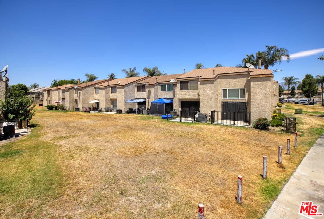 936 East Fairway Drive, Unit 23 Colton, CA 92324 - Photo 26 of 32 a view of a large building