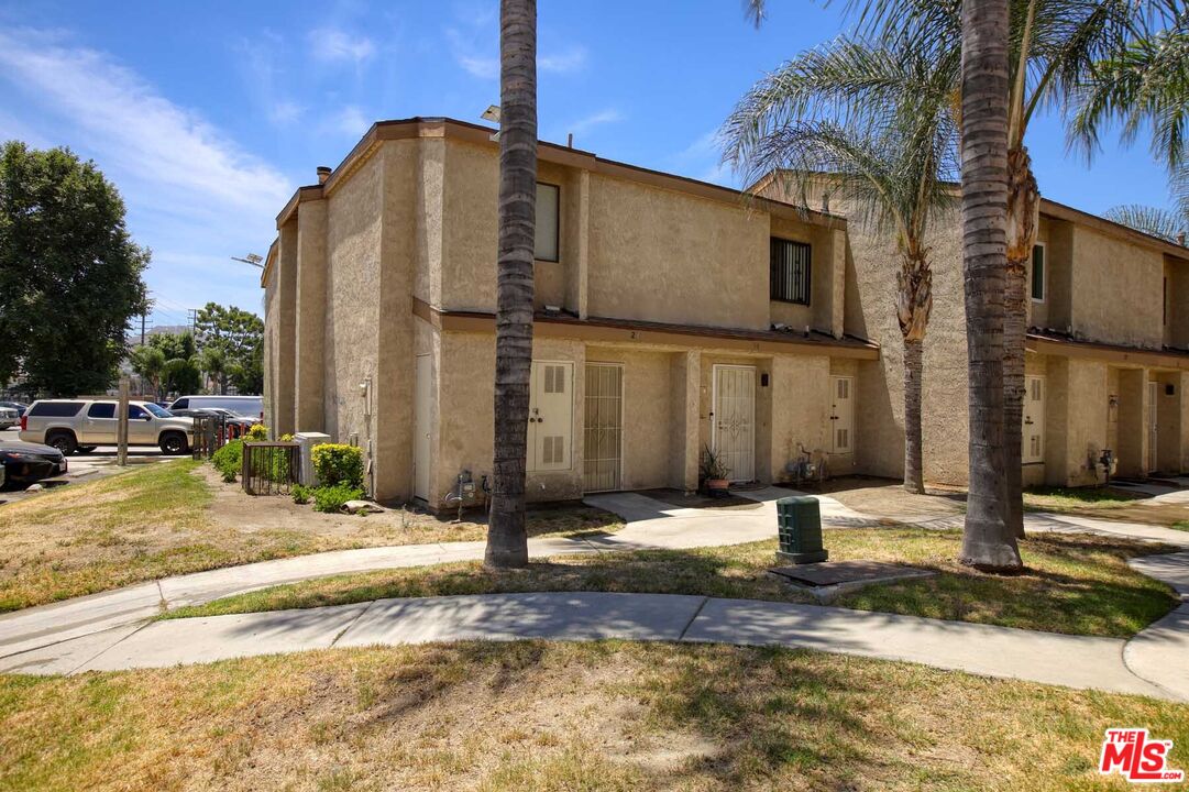 936 East Fairway Drive, Unit 23 Colton, CA 92324 - Photo 29 of 32 a view of a street with small house