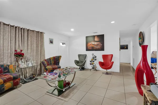 $649,000 | 2650 West 8th Avenue, Hialeah, FL 33010