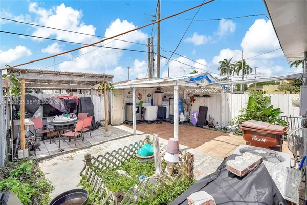 $649,000 | 2650 West 8th Avenue, Hialeah, FL 33010
