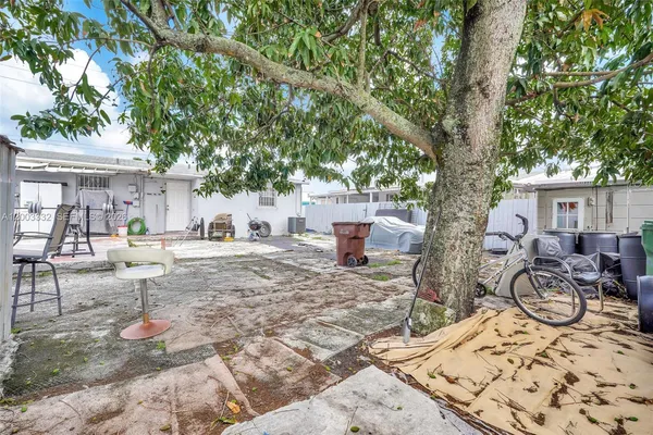 $649,000 | 2650 West 8th Avenue, Hialeah, FL 33010