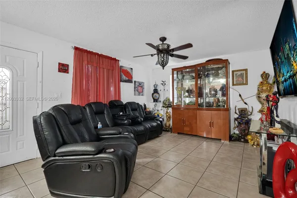 $649,000 | 2650 West 8th Avenue, Hialeah, FL 33010