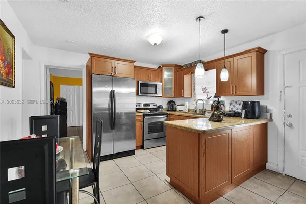 $649,000 | 2650 West 8th Avenue, Hialeah, FL 33010