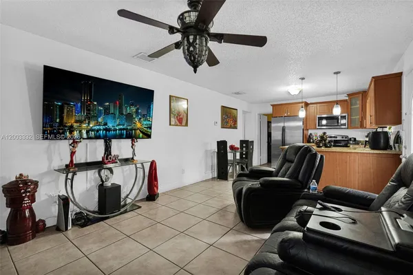 $649,000 | 2650 West 8th Avenue, Hialeah, FL 33010