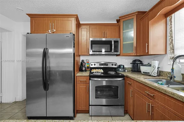 $649,000 | 2650 West 8th Avenue, Hialeah, FL 33010