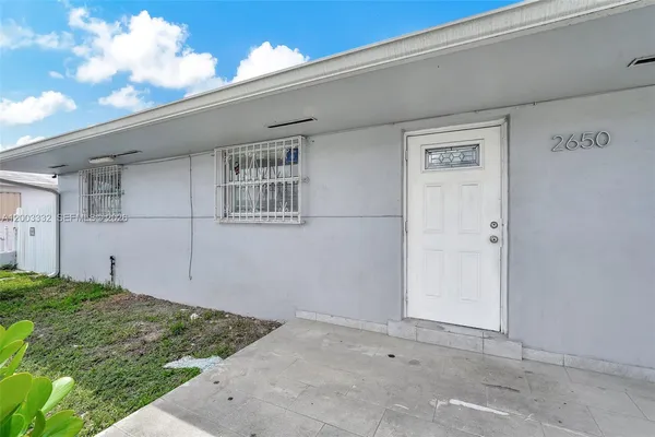 $649,000 | 2650 West 8th Avenue, Hialeah, FL 33010