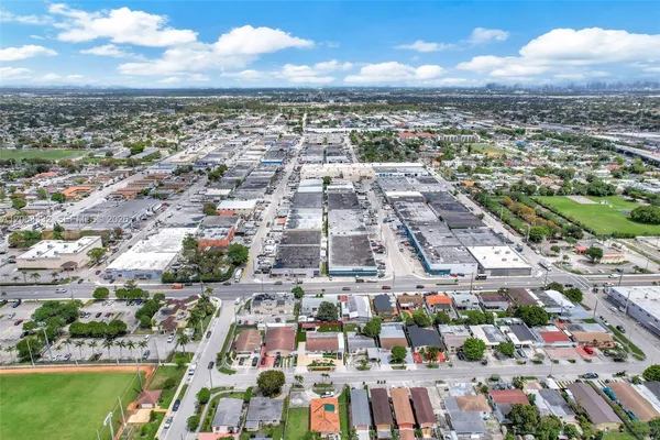 $649,000 | 2650 West 8th Avenue, Hialeah, FL 33010