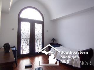 2860 Consear Road Lambertville, MI 48144 - Photo 8 of 17 1017446-7.JPG