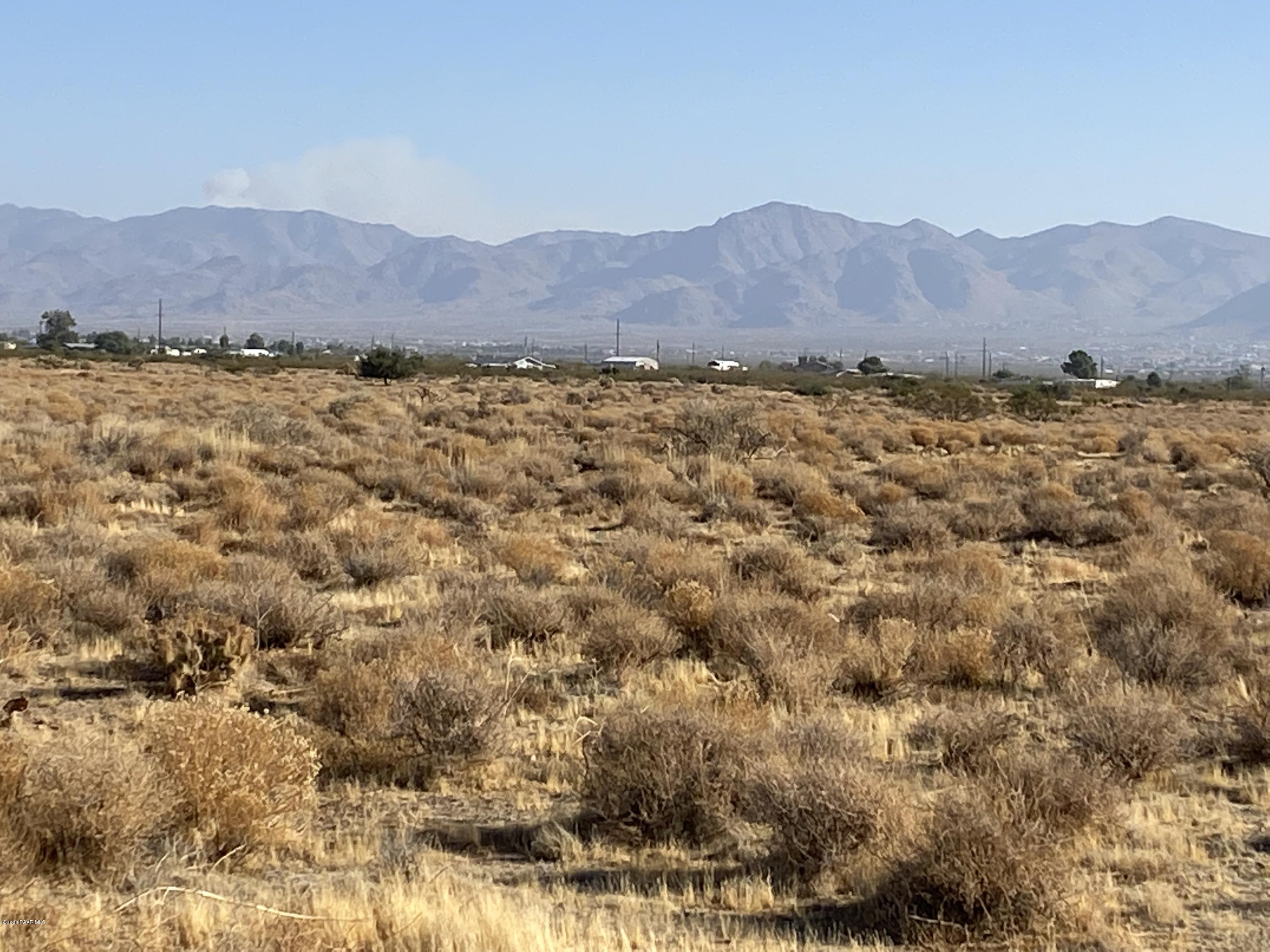 1584 Colorado Road Golden Valley, AZ 86413 - Photo 23 of 26 20-Looking East