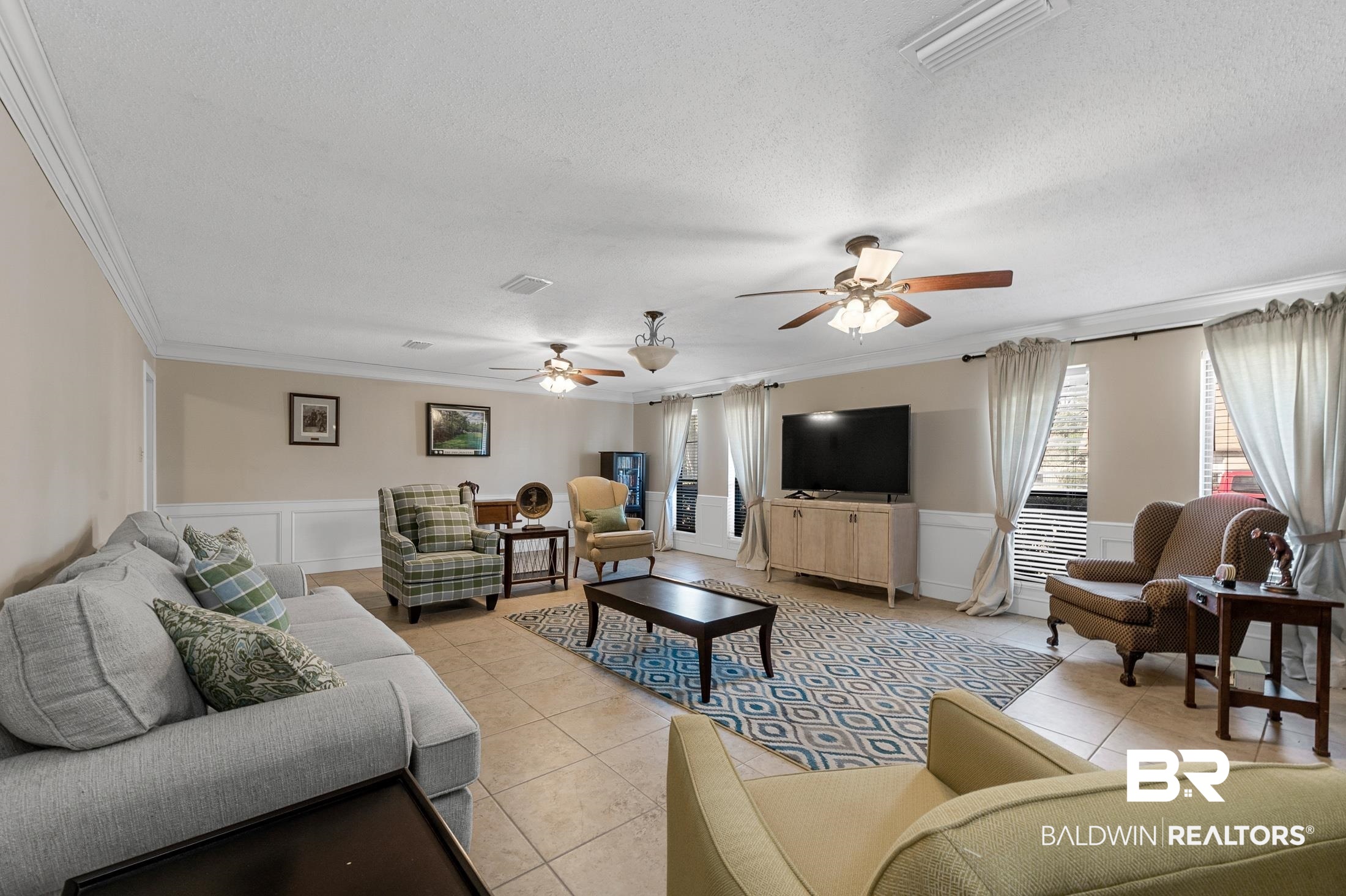 1271 East Spring Valley Drive Mobile, AL 36693 - Photo 27 of 37 Great Room