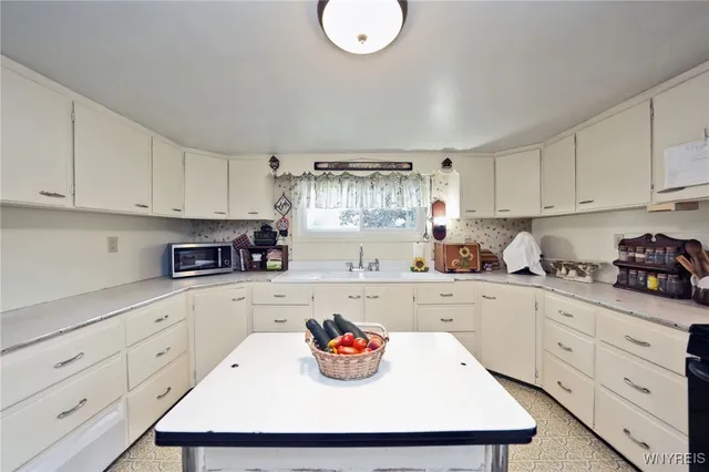 $215,000 | 10311 Bethany Center Road, Bethany, NY 14054