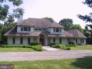 26 Elm Ridge Road Pennington, NJ 08534 - Photo 1 of 6