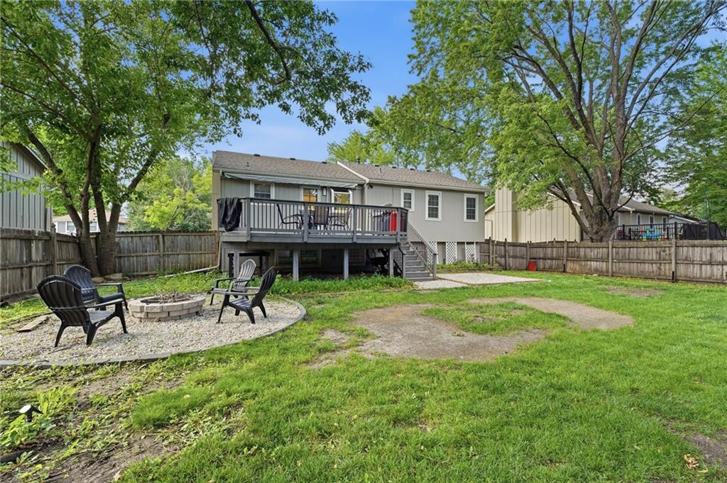 1037 South Valley Road Olathe, KS 66061 - Photo 5 of 7