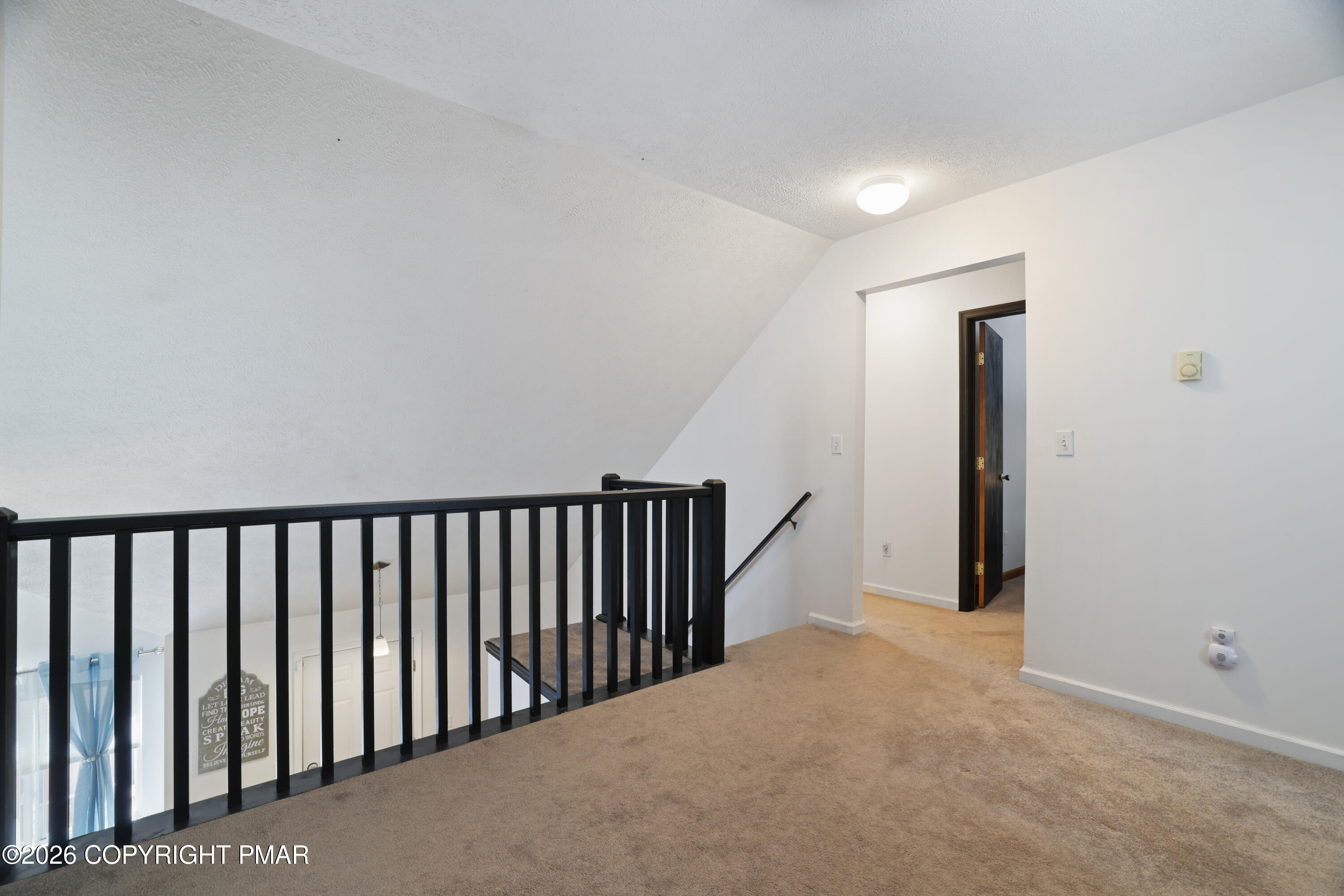 155 Wellington Way Bushkill, PA 18324 - Photo 38 of 76 38-Loft area