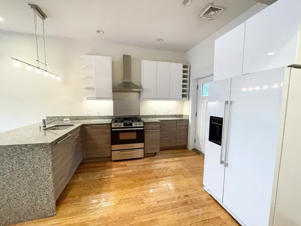 $7,750 | 98 L Street, Unit STREET, Boston, MA 02127