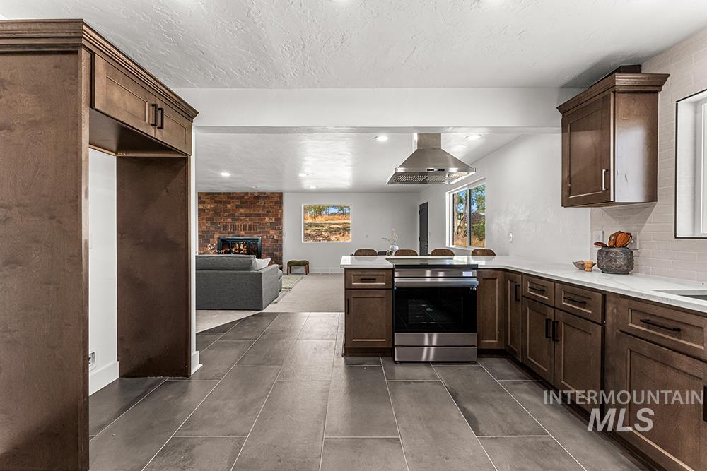 29862 Emmett Road Caldwell, ID 83607 - Photo 7 of 25 Gallery Image 7